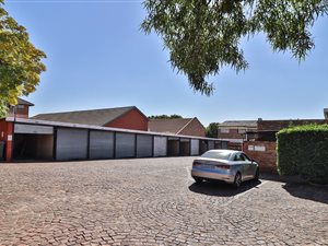 2 Bed Apartment in Windsor West