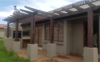 3 Bedroom Duet in Aerorand