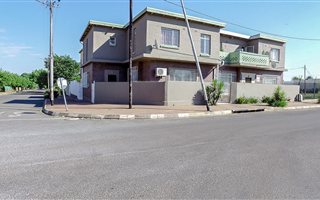 2 Bedroom Apartment in Homelake