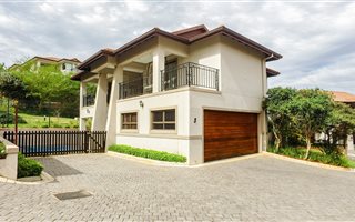 3 Bedroom Duplex in Izinga Ridge