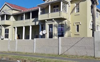 2 Bedroom Apartment in Quigney