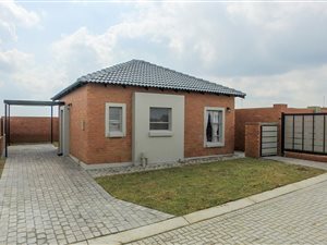 2 Bed House in Trichardt