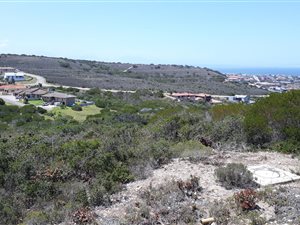 651 m² Land available in Seemeeu Park