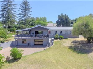 4 Bed House in Durbell