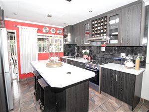 3 Bed House in East Geduld