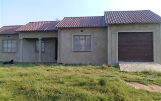 3 Bedroom House in Osizweni