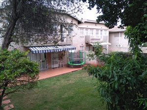 4 Bed Duplex in Bruma