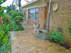 3 Bed House in Orange Grove