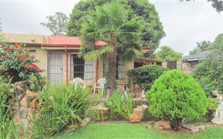 6 Bedroom House in Clubview