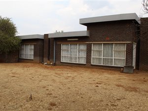 4 Bed House in Meyerton Central
