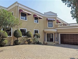 5 Bed House in Dainfern Golf Estate
