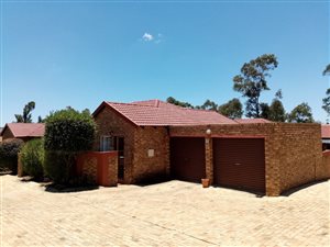 2 Bed Townhouse in Honeydew Ridge
