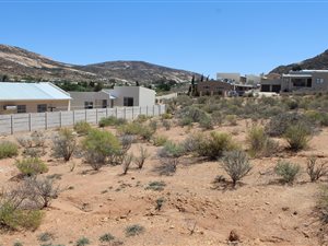 743 m² Land available in Springbok