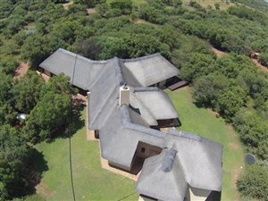 3 Bed House in Kshane Lake Lodge