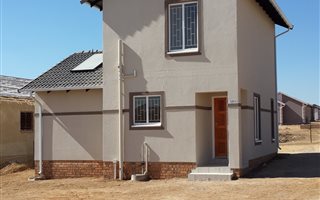 3 Bedroom House in Kya Sands