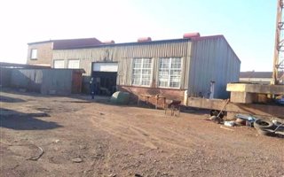 1800 m² Industrial space in Nigel
