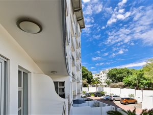 2 Bed Apartment in Riviera