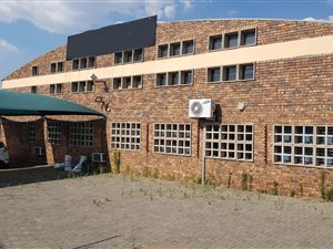 600 m² Industrial space in Robertsham