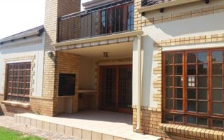 3 Bedroom Townhouse in Highveld