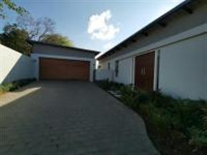 3 Bed House in Roodepoort Central