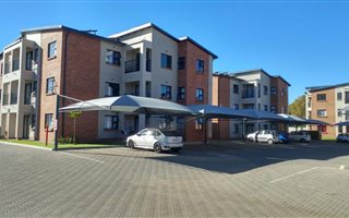2 Bedroom Apartment in Ravenswood