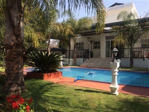 4 Bed House in Kelvin