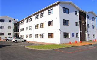 1 Bedroom Apartment in Hermanus Northcliff