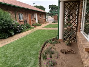 2 Bed Apartment in Rensburg
