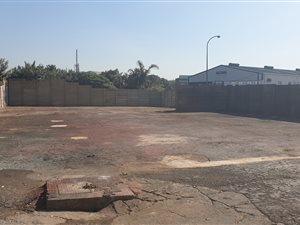 1226 m² Commercial space in Amanzimtoti