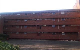 1 Bedroom Apartment in Empangeni Central