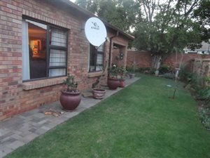 3 Bed Simplex in Willow Park