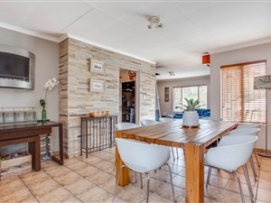 3 Bed Cluster in Ferndale