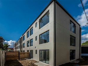 2 Bedroom Apartment in Observatory