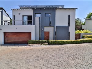 3 Bed House in Maroeladal