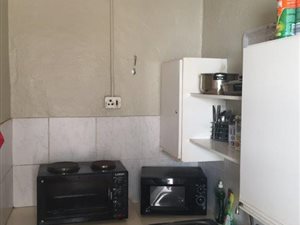 2 Bed Garden Cottage in Parkmore