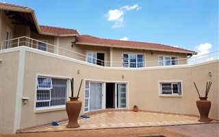 4 Bedroom House in Heatherdale