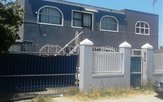 6 Bedroom House in Highlands Estate