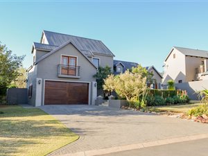 4 Bed House in Hazeldean (Silverlakes Surroundings)