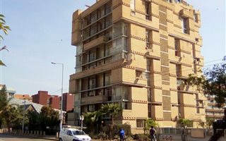 2 Bedroom Flat in Sunnyside