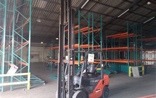800 m² Industrial space in Bellville South