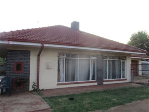 3 Bed House in Risiville