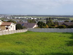 1000 m² Land available in Heldervue