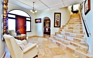 4 Bedroom House in Glentana
