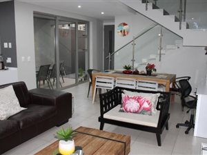 3 Bed House in Morningside