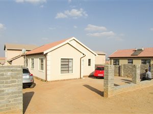 3 Bed House in Blue Hills
