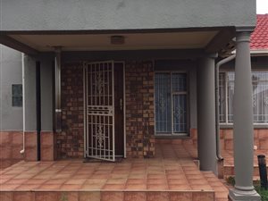3 Bed House in Lenasia South