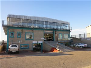 720 m² Office Space in Heiderand