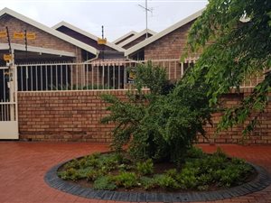 3 Bed Townhouse in Helikon Park