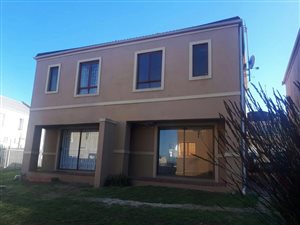 2 Bed Apartment in Protea Heights