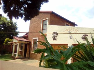 5 Bed House in Kenleaf